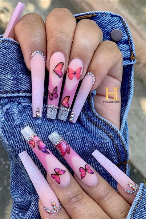 This look is going to look great on long nails. . Cute long nails ideas